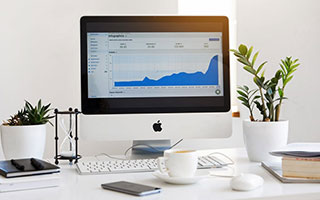 九游游戏中心-世界羽联超级系列赛印尼站，中国选手表现抢眼，印尼羽毛球世界冠军