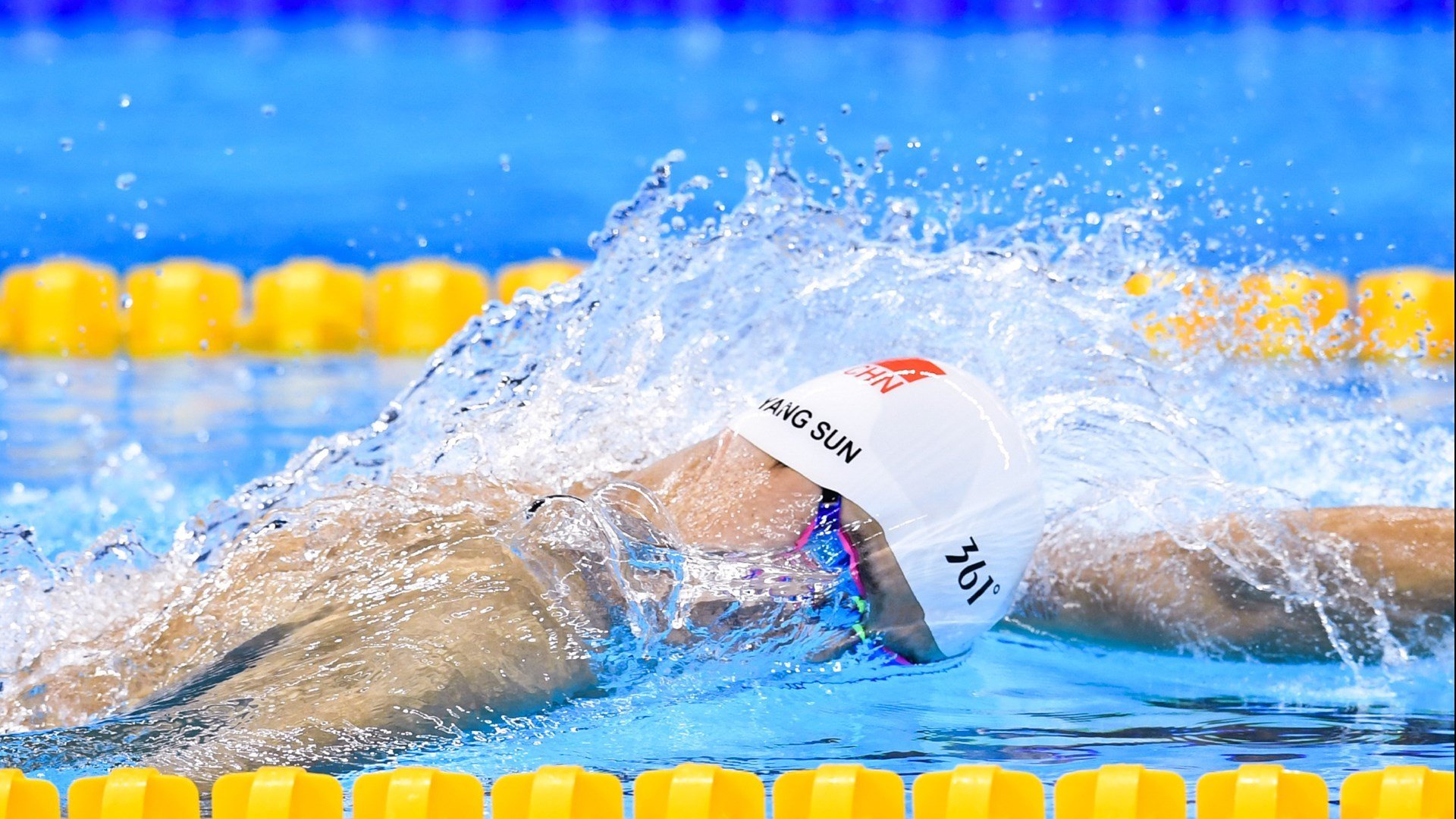 网球技术演示视频引导初学者科学入门，网球训练视频教学视频教程